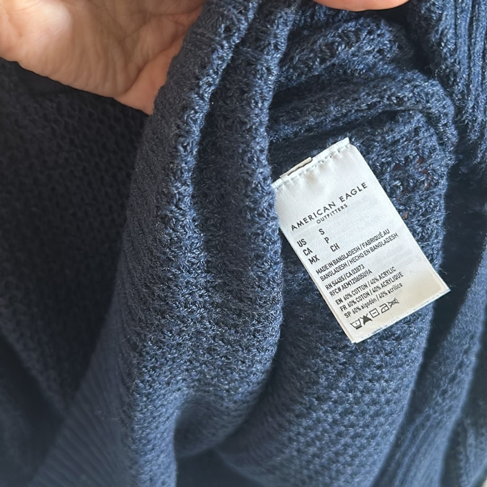 American Eagle Long Sleeve Sweater Shirt Navy Blue Size S - Picture 4 of 6
